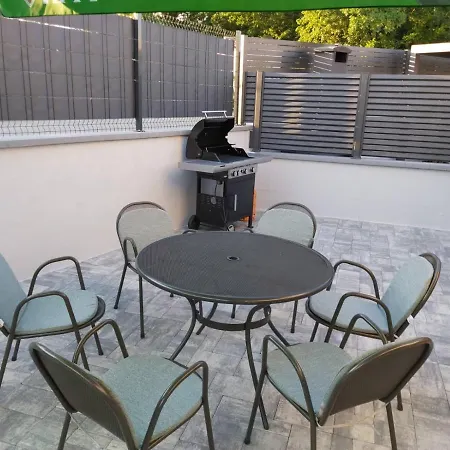Apartman Meri *